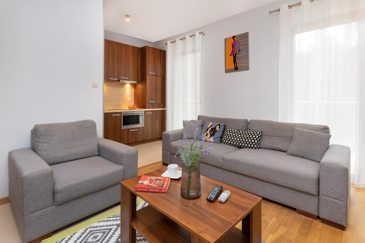 Villa 4 Pory Roku By Noclegi Renters Jastrzębia Góra Exterior foto